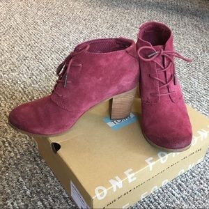 TOMS Lunata lace up booties stacked heel - oxblood burgundy red suede